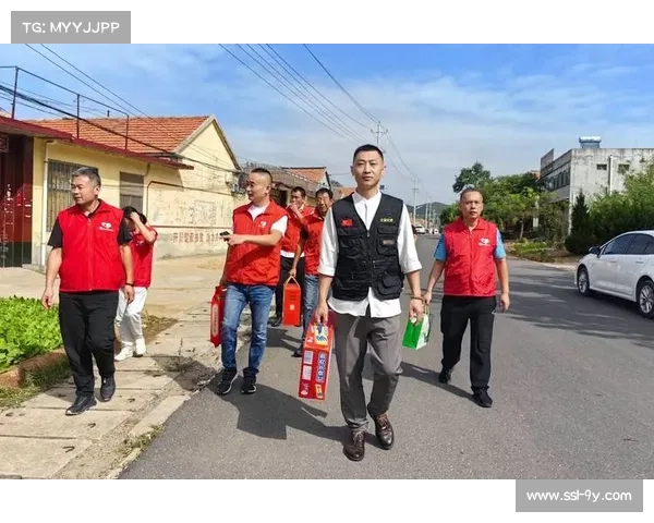 西汉姆联捐赠万件球衣助力贫困社区发展传递温暖与关爱 西汉姆联捐赠万件球衣助力贫困社区发展传递温暖与关爱